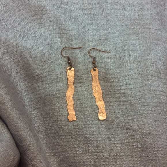Hammered Copper Dangle Earrings - Picture 3 of 4